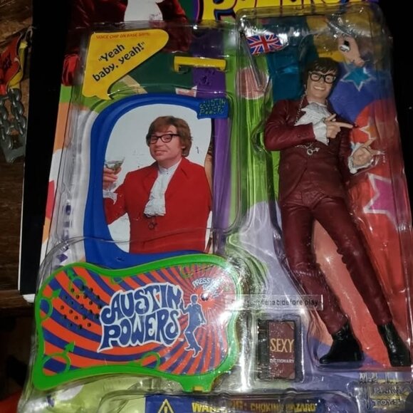 Austin Powers The Spy Who Shagged Me Movie Retailer Unused Backpack w/All Extras - Picture 5 of 10